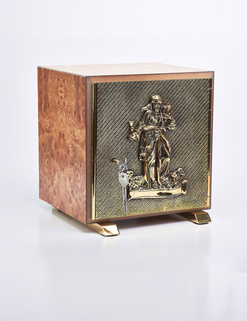 Tabernacolo in legno di radica di olmo modello Gesù Buon Pastore in ottone dorato