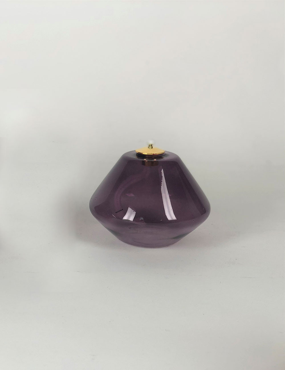Lampada viola in vetro per cera liquida